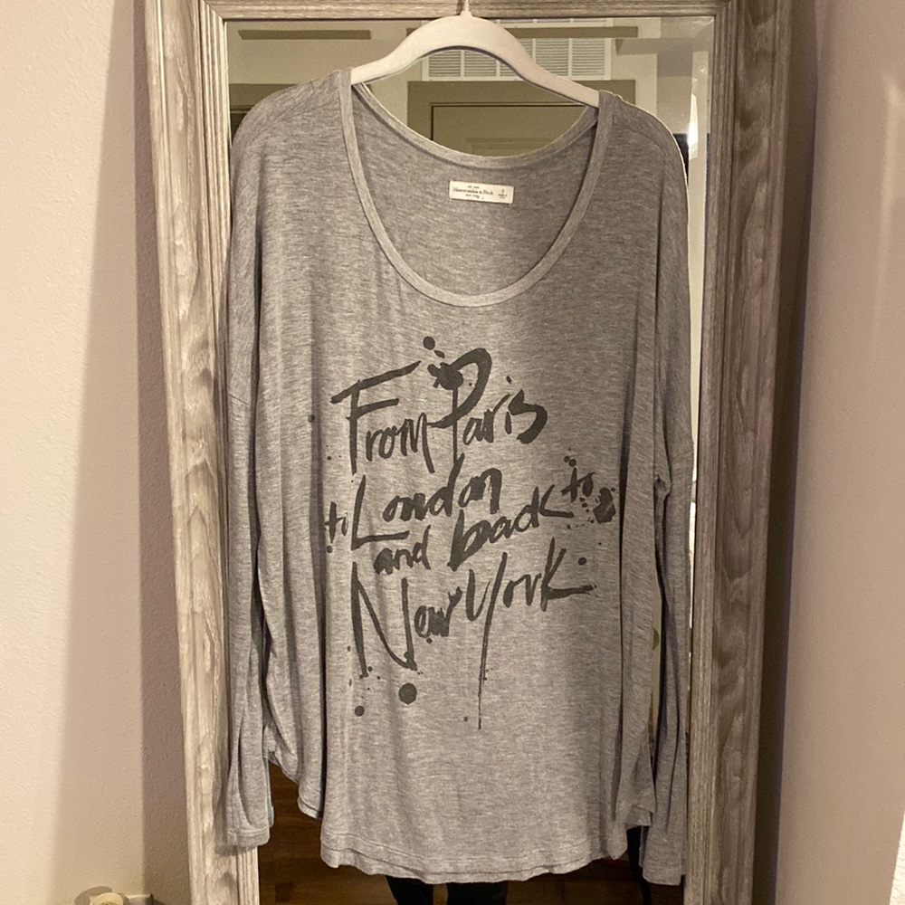 Abercrombie & Fitch long sleeve graphic tee